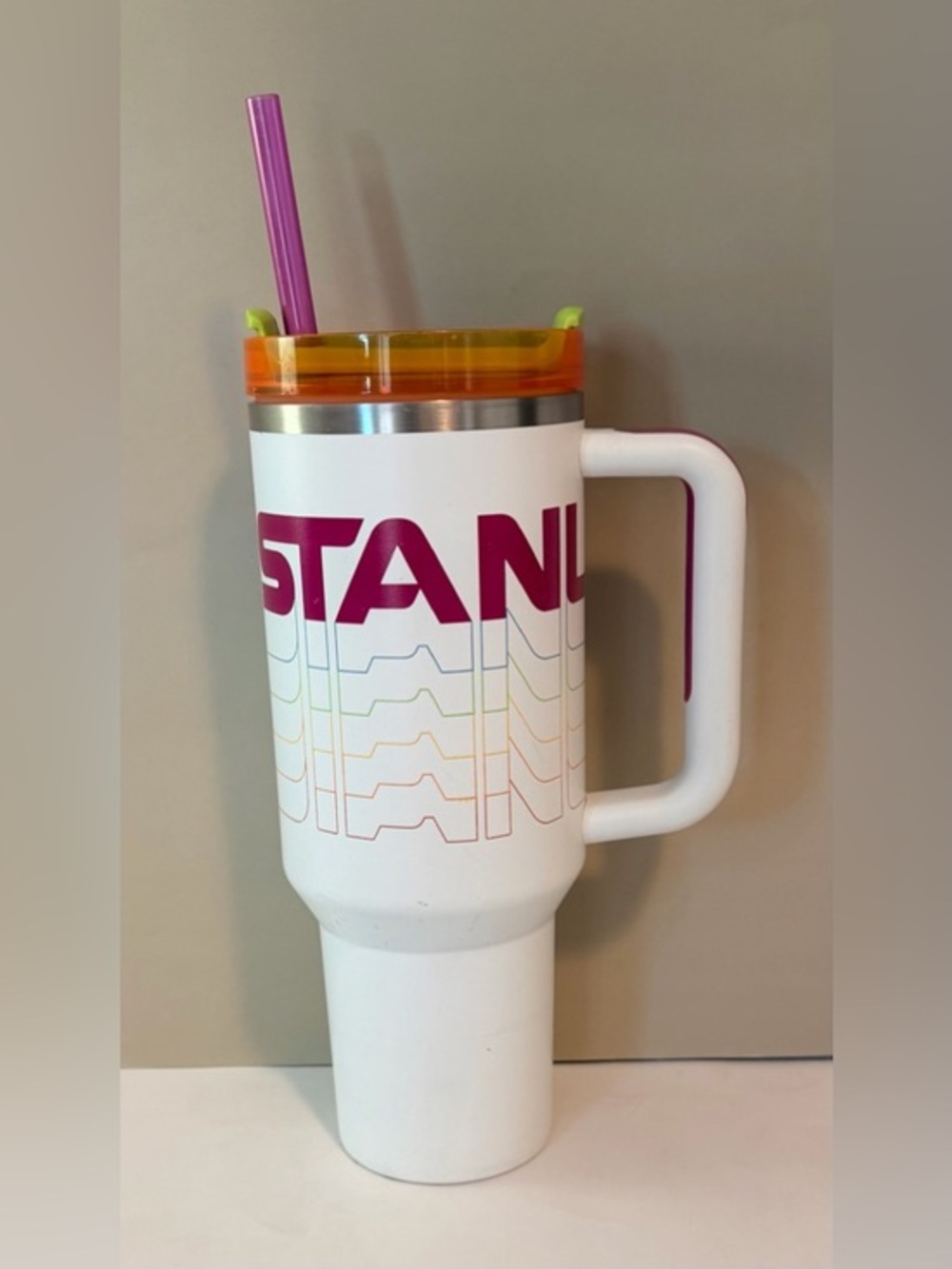 STANLEY Quencher H2.0 Tumbler with Straw 40 oz with Ice Cube Tray
